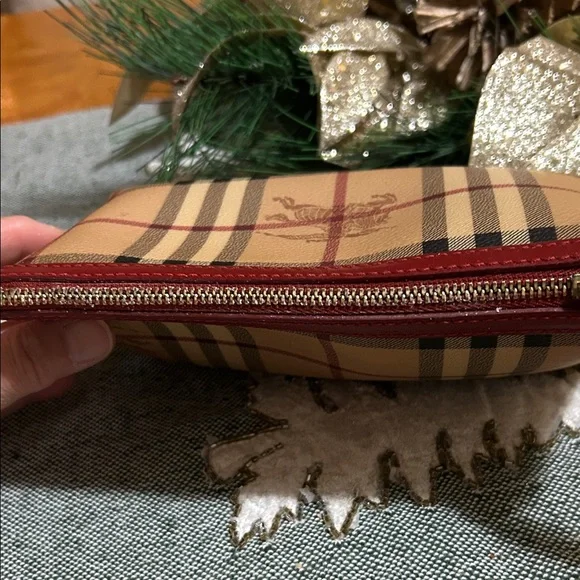 Burberry Tan and Red Pouch - Picture 7 of 7